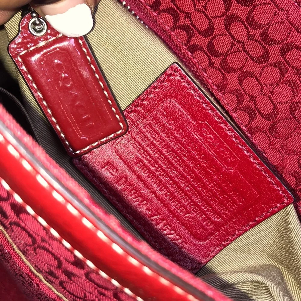 ✨AUTHENTIC COACH Z15225 RED & TAN TOTE BAG *NWT*✨ - Picture 8 of 8